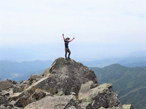 乾徳山山頂