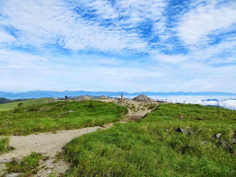 牛伏山山頂