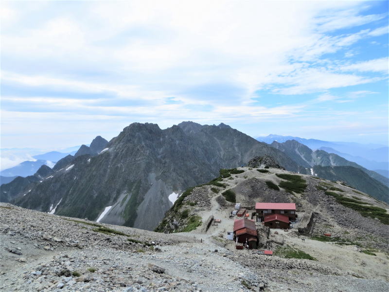 南岳小屋