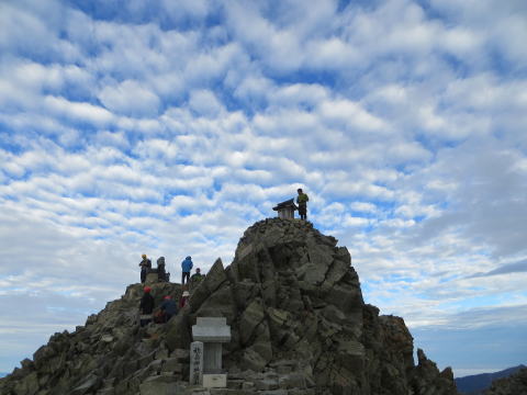 奥穂高岳山頂・穂高神社嶺宮