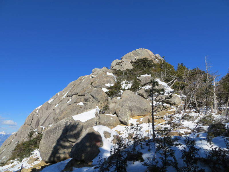 大日岩