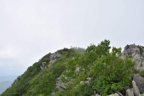 高妻山山頂