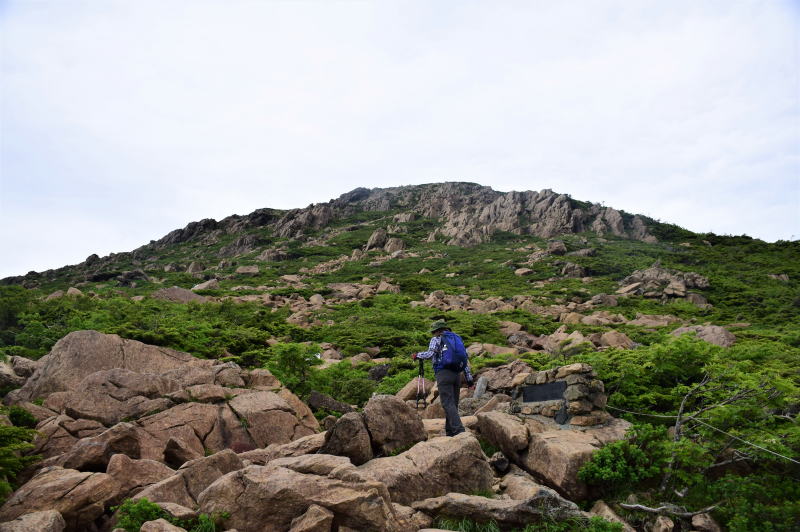 早池峰山