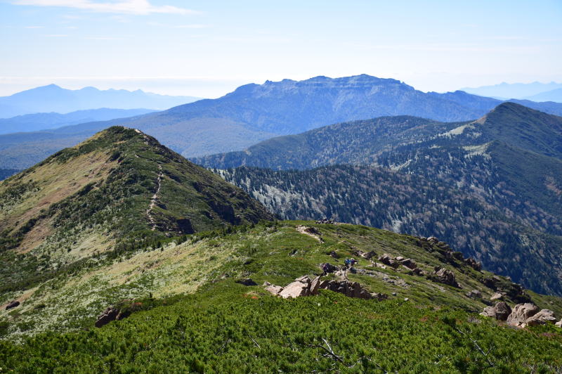 小至仏山